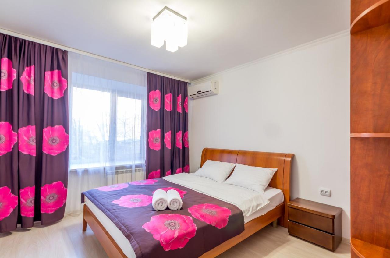 Apartment Palats Sportu Area *