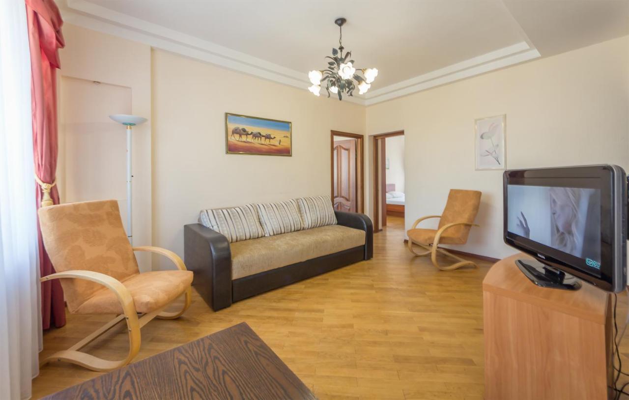 Palats Sportu Area Apartment
