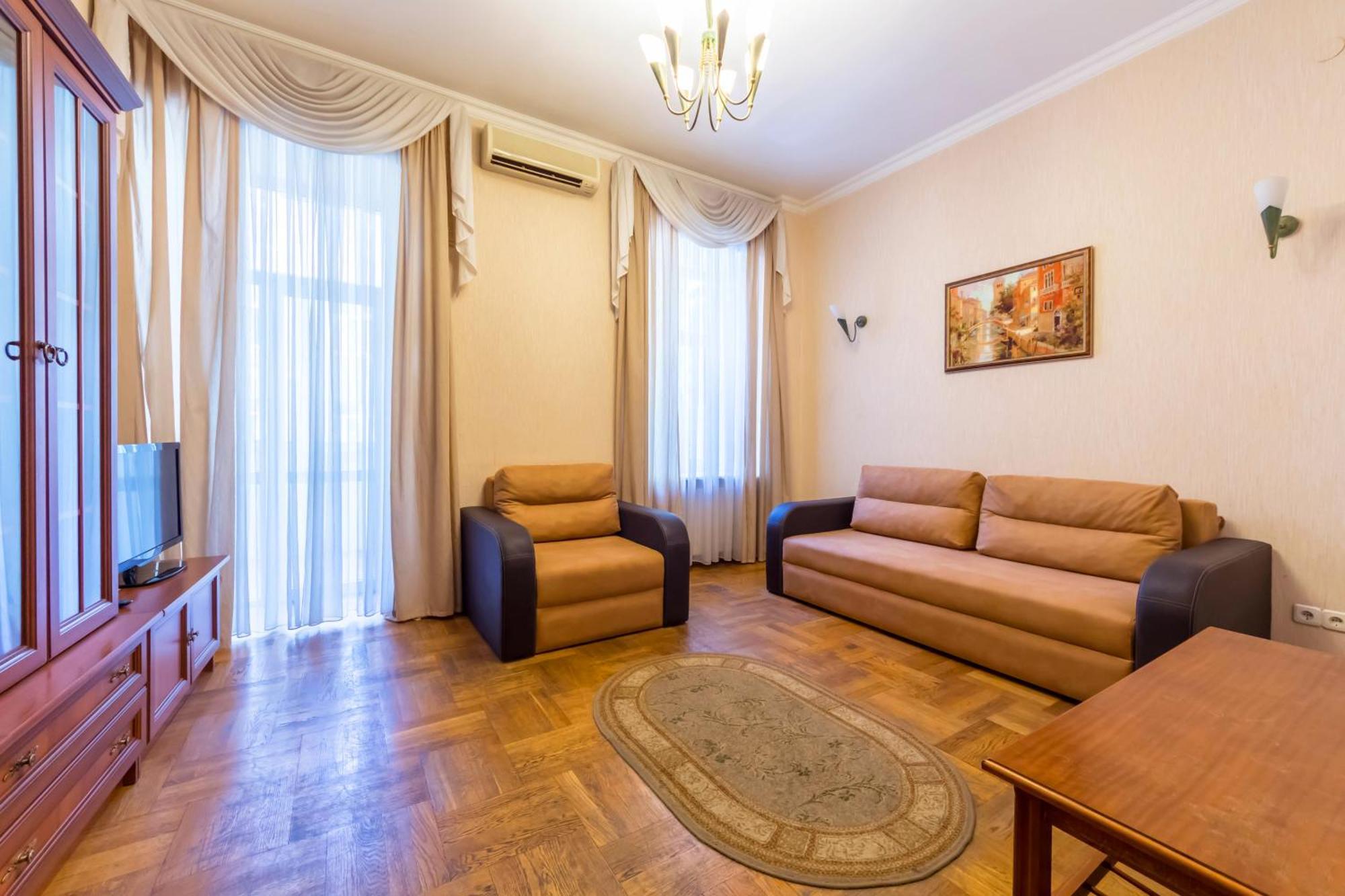 Palats Sportu Area Apartment *