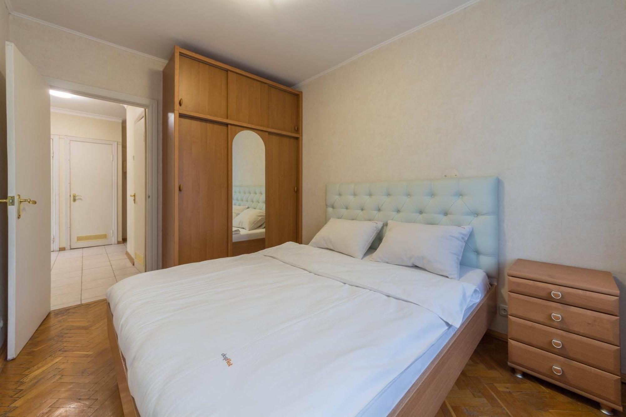 Apartment Palats Sportu Area Kiew