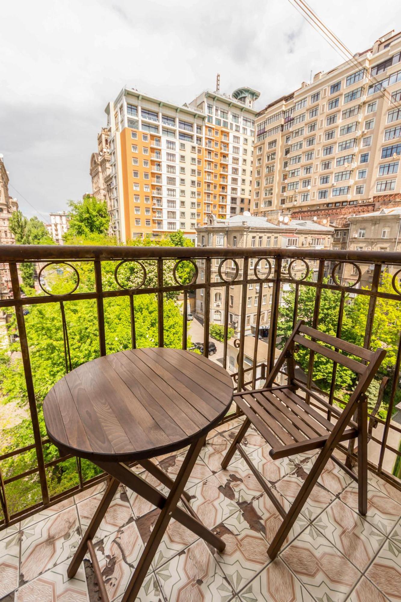 Palats Sportu Area Apartment *