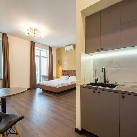 Central Apartments Palats Sportu Area Kyiv Exterior photo