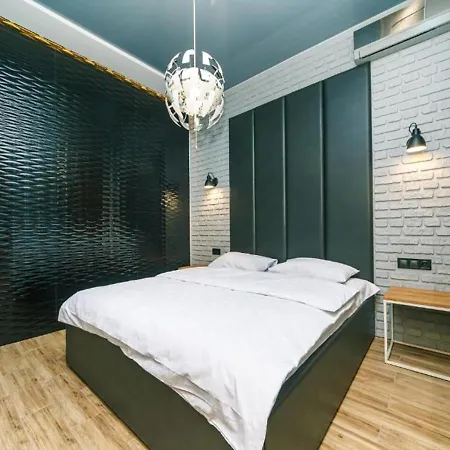 Central Apartments Palats Sportu Area Kyiv Room photo