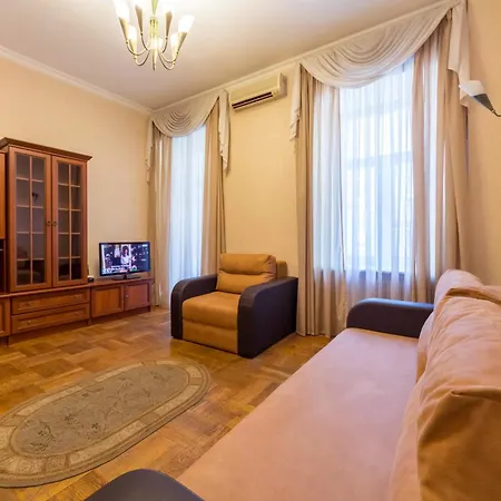 Central Apartments Palats Sportu Area Kyiv Exterior photo