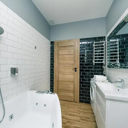 Central Apartments Palats Sportu Area Kyiv Room photo