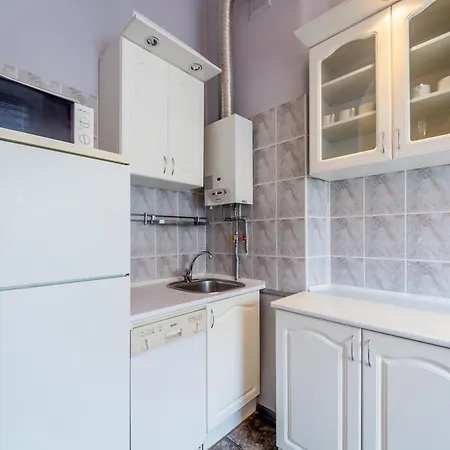Central Apartments Palats Sportu Area Kyiv Room photo