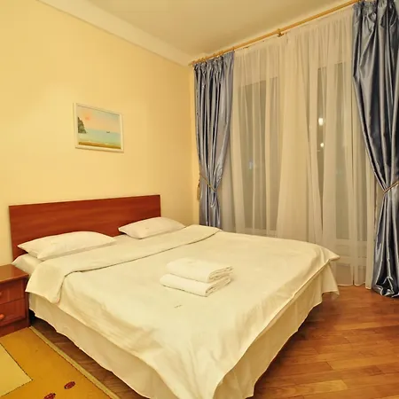 Central Apartments Palats Sportu Area Kyiv Room photo