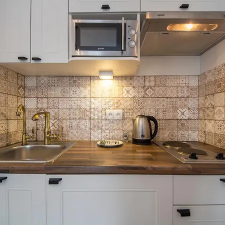Central Apartments Palats Sportu Area Kyiv Room photo