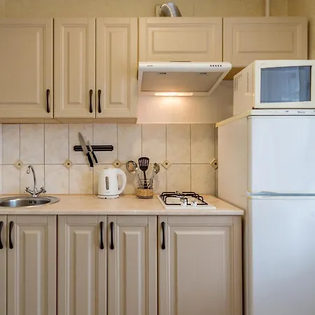 Central Apartments Palats Sportu Area Kyiv Room photo