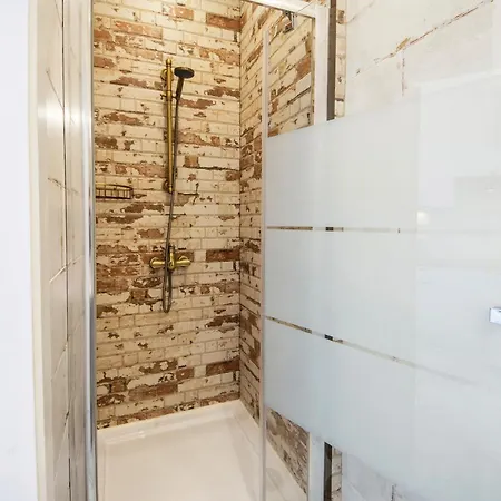 Central Apartments Palats Sportu Area Kyiv Room photo
